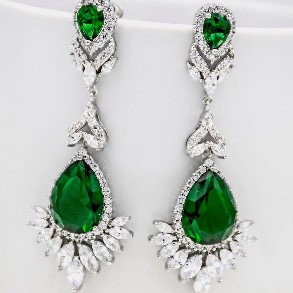 Elegant Green Emerald and Silver Teardrop Zircon Chandelier Wedding Earrings